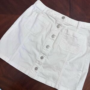 Ann Taylor LOFT Button Front White Denim Skirt Size 4